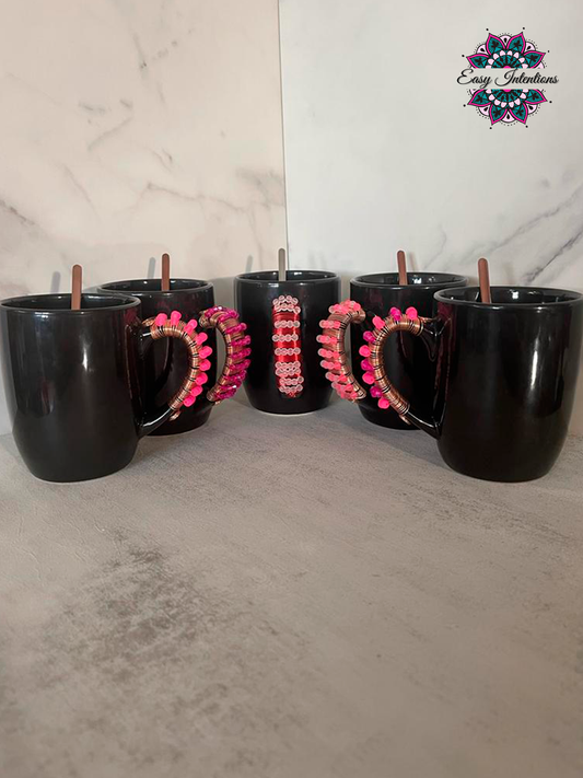 BLACK MUGS - PINK HANDLE